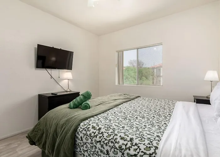 Dom wakacyjny 2br With Pool, Sauna, Bbq And Scottsdale